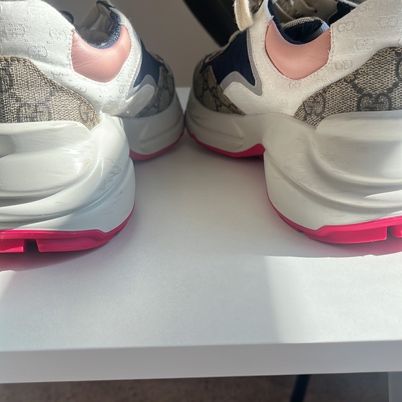 ๐๐๐Women's GG Rhyton sneaker - Picture 7 of 13